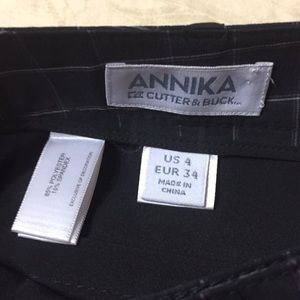 Annika Shorts - Annika woman’s sz 4 golf shorts nwot Annika Shorts - Annika woman’s sz 4 golf shorts nwot